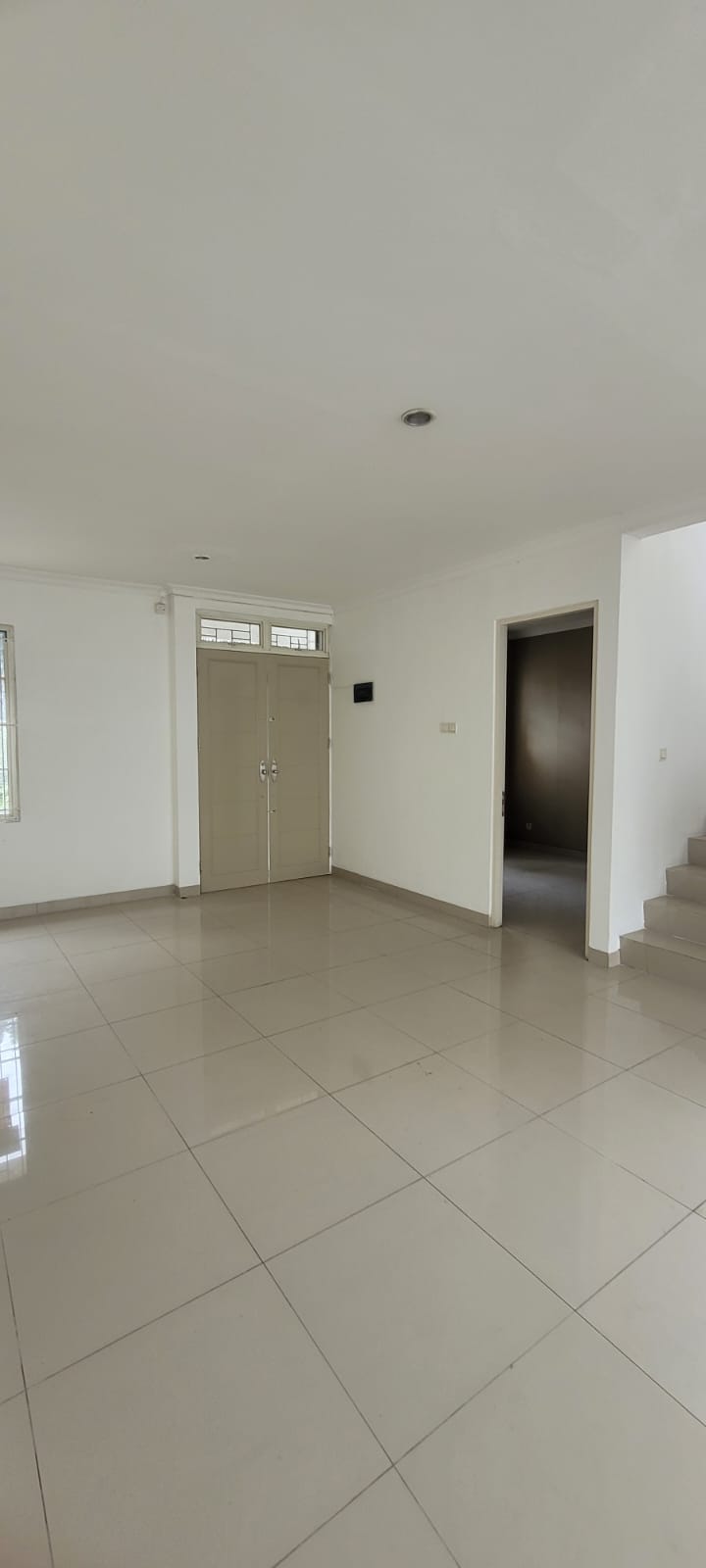 Rumah Disewakan di Cluster Greenwood Lippo Cikarang